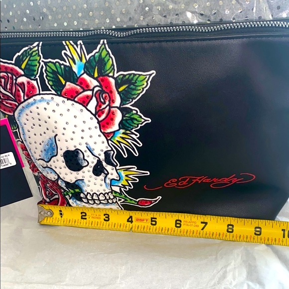 Ed Hardy Black Skull and Roses Women's Bag - Picture 9 of 9